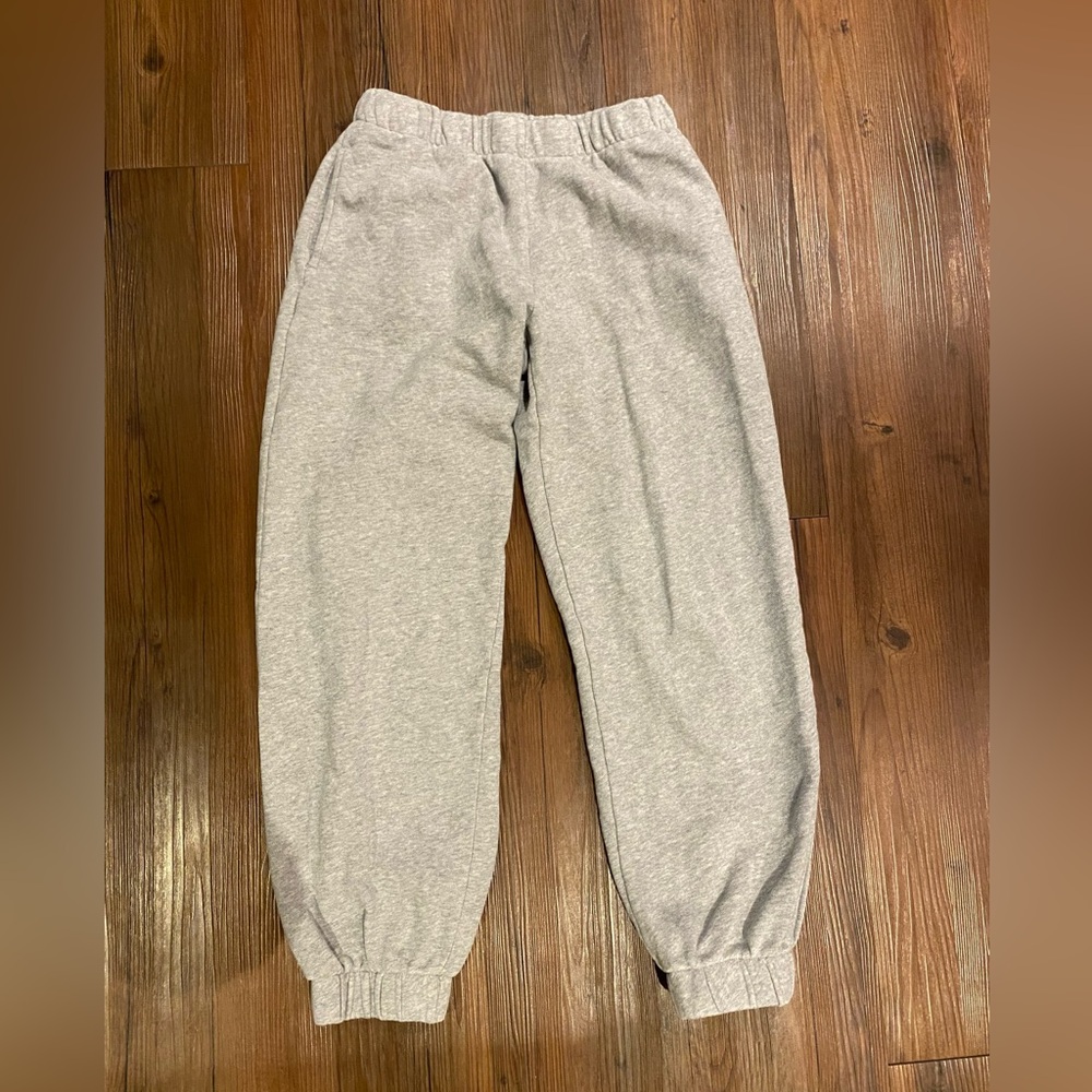 Brandy Melville Grey Rosa Sweatpants